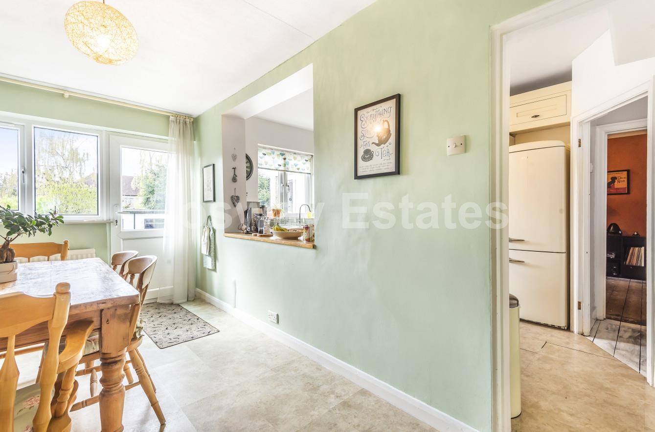 Hillside Grove, Mill Hill